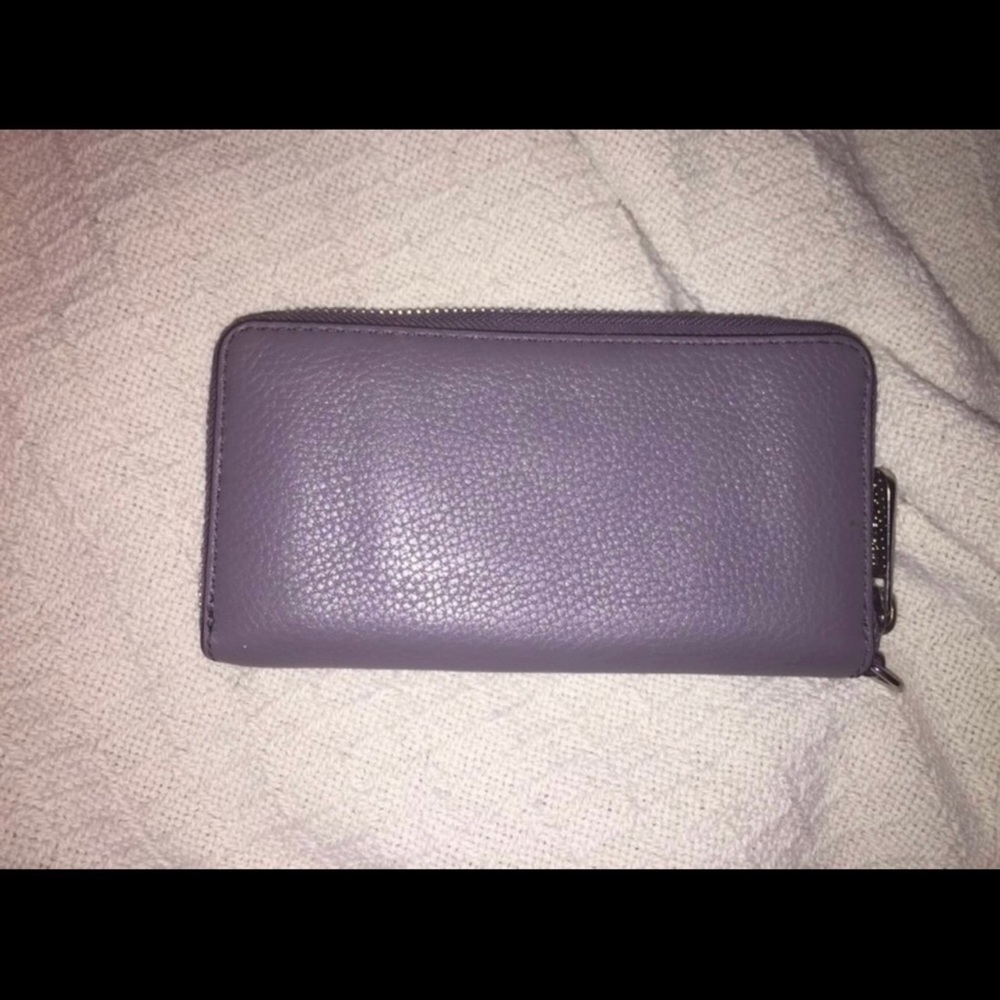 Like new. Barely used. Too small for me - Picture 5 of 5